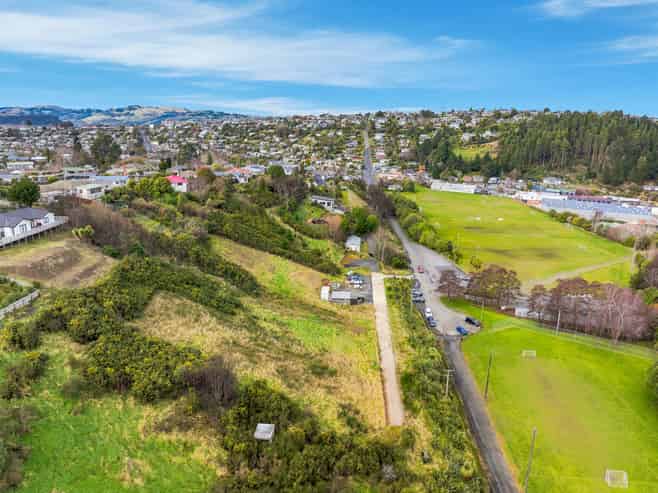 68 and 70 Frasers Road, Glenross