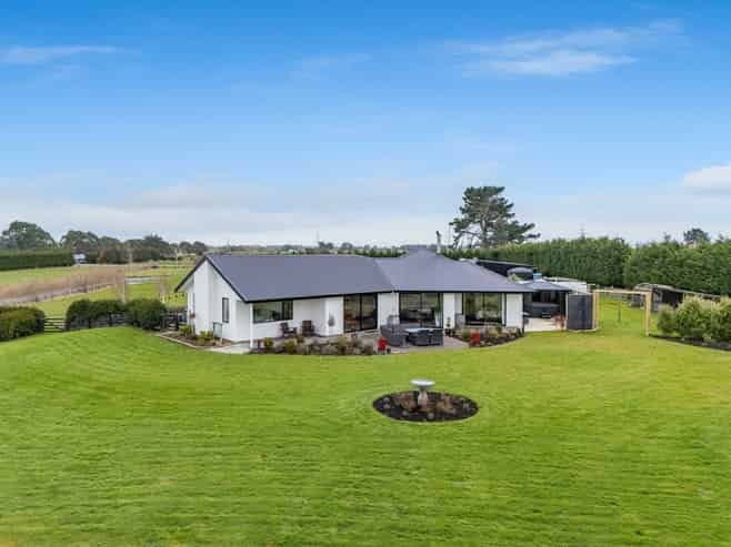 415A Flora Road East, Makarewa