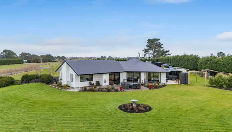 415A Flora Road East, Makarewa