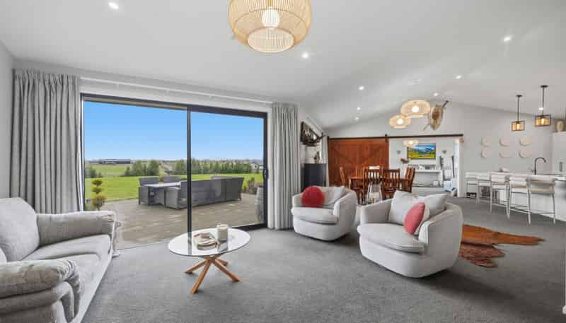 415A Flora Road East, Makarewa