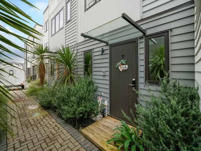 7/57 Kervil Avenue, Te Atatu Peninsula
