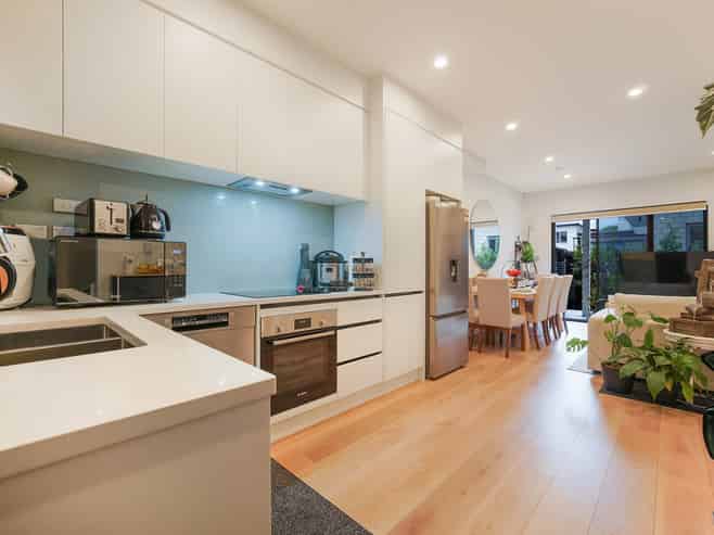 7/57 Kervil Avenue, Te Atatu Peninsula