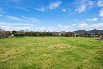 Lot 1&2/79 Tavinor Road, Otaika