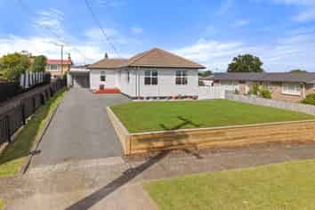 27 Young Street , Morrinsville