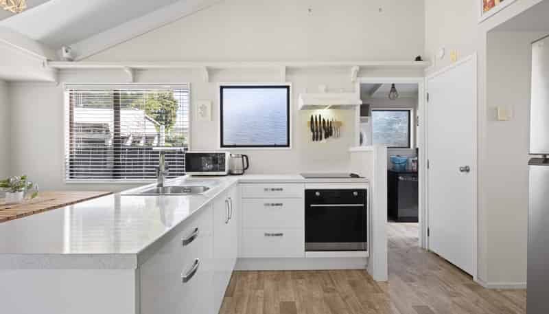 1 Amber Drive, Tikipunga
