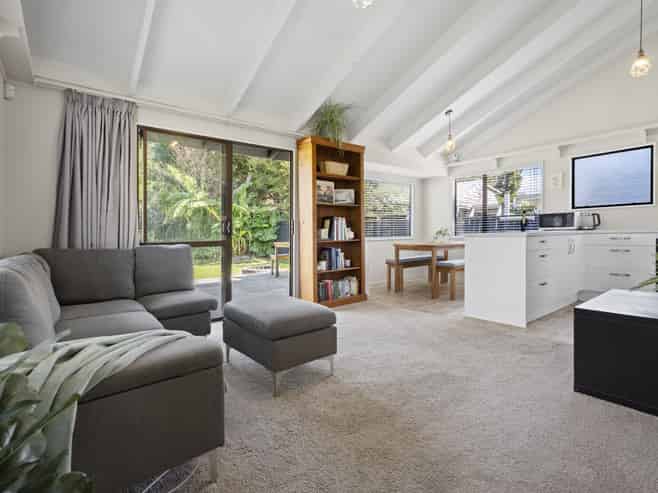 1 Amber Drive, Tikipunga