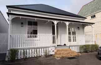 STUNNING JERVOIS ROAD VILLA
