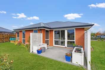 1A Clifford Place, Amberley