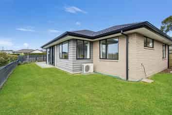 32 Astrid Lane, Wellsford