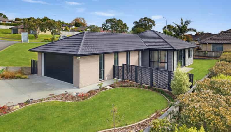 32 Astrid Lane, Wellsford