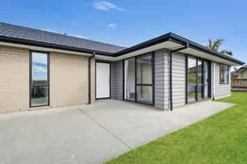 32 Astrid Lane, Wellsford