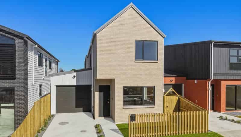 6 Stableford Crescent, Opaheke