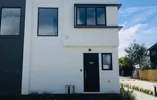 1 Hari Place, Favona
