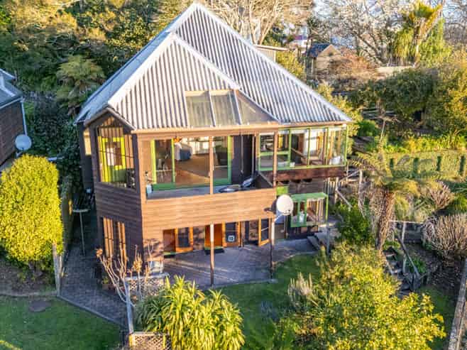 12 Cook Street, Hamilton East