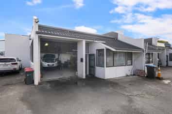 VACANT AFFORDABLE INDUSTRIAL