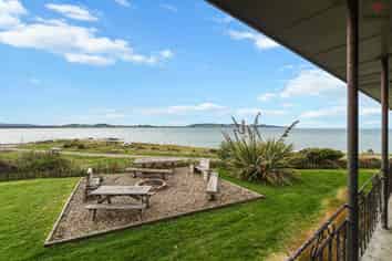 340, 350 Colac Foreshore Road, Colac Bay