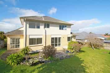 43 Rochester Crescent, Somerville