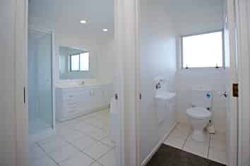 43 Rochester Crescent, Somerville