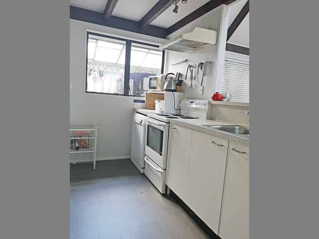 52B Heathcote Road, Castor Bay