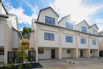 53 Rimurehia Rise, Stanmore Bay