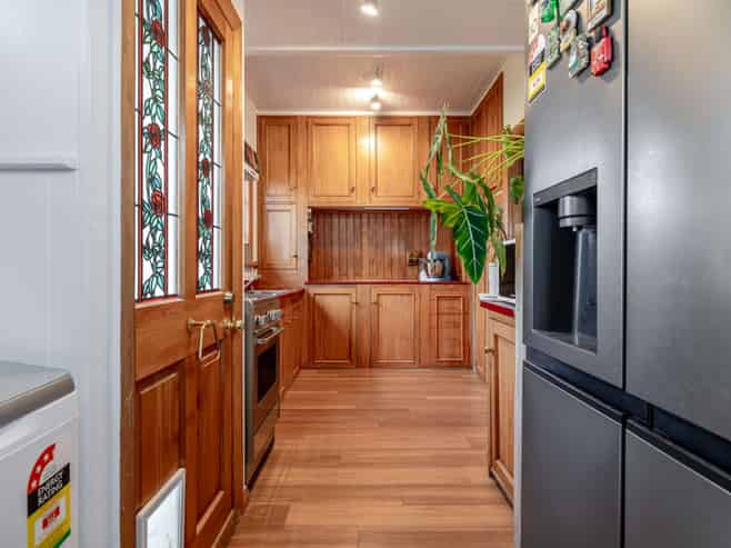 27 Havill Street, TAKARO