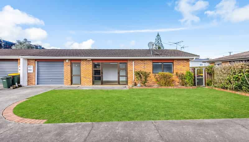 34B Rosella Road, Mangere East