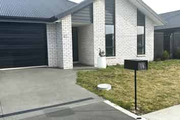 16 Sandhill Drive, Rolleston