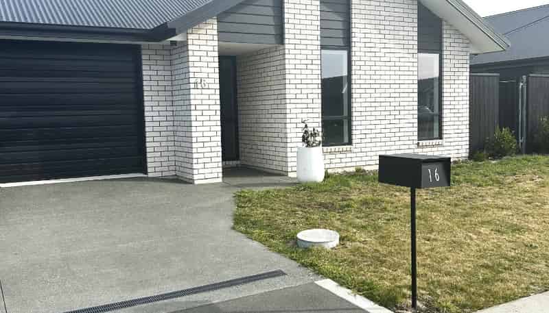 16 Sandhill Drive, Rolleston