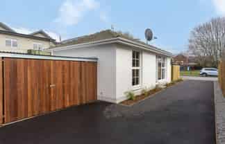 1/110 Olliviers Road, Linwood