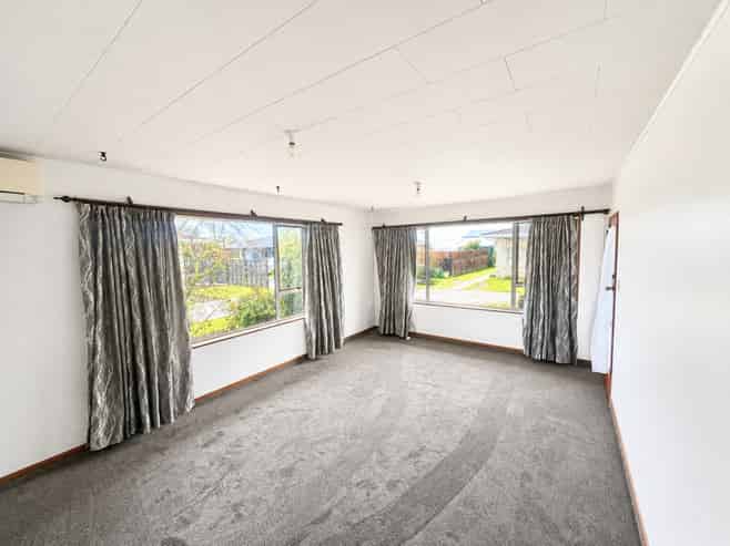 914 Florence Street, Raureka