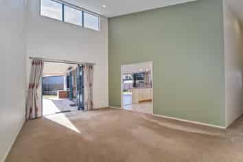 21 Charles Green Drive, Cooks Beach