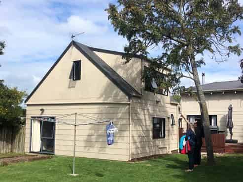 82A Third View Avenue, Beachlands