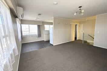 114 Taikata Road, Te Atatu Peninsula