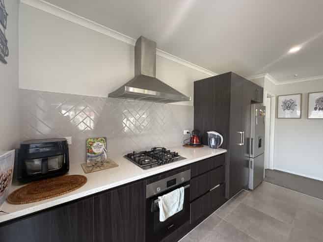 21 Te Ara O Toroa, Wainuiomata