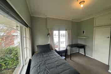 882 New North Road, Mount Albert