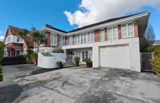 882 New North Road, Mount Albert