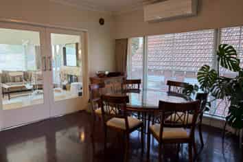 882 New North Road, Mount Albert