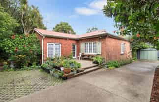 293 Massey Road, Mangere East