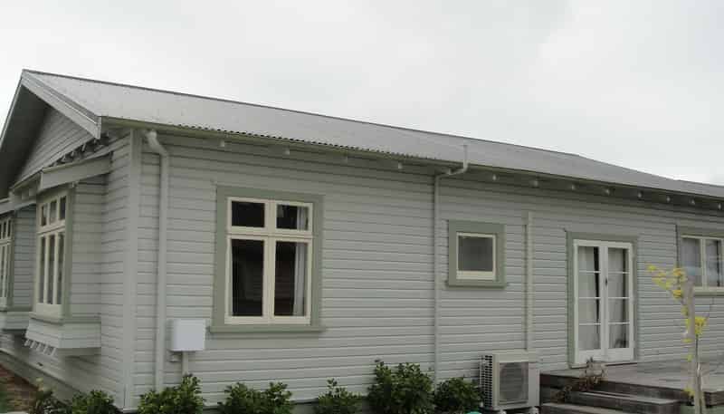 1001 Wall Road, Raureka