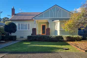 20 Brewster Ave, Mount Albert