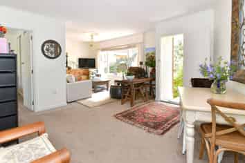 Auckland - Address withheld