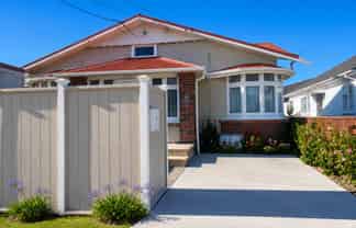 38 Kensington Avenue, Petone