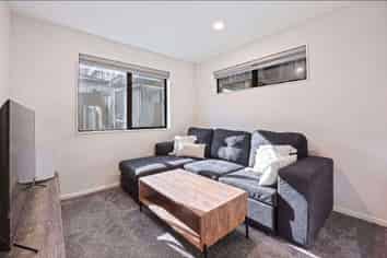 14 Taketonga Road, Flat Bush