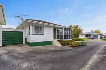 1/6 Honey Place, Weymouth