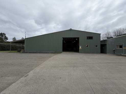 Modern Te Puna Warehouse