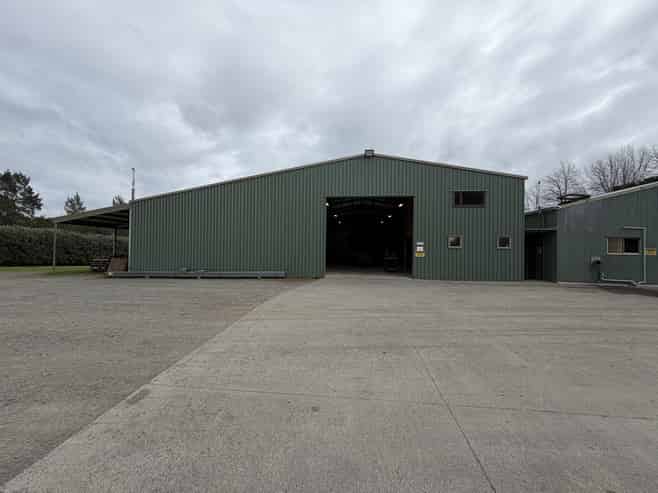 Modern Te Puna Warehouse