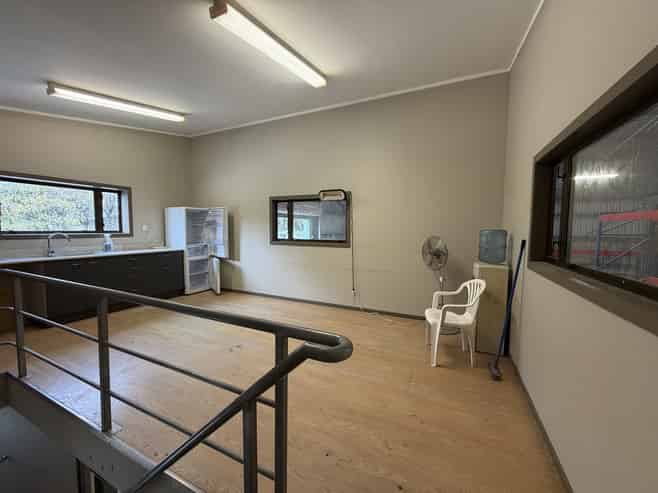 Modern Te Puna Warehouse