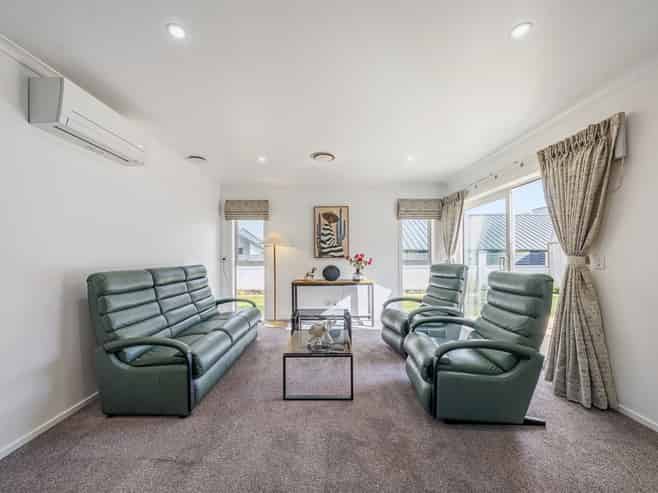 7 Martha Turnell Crescent, Manor Park