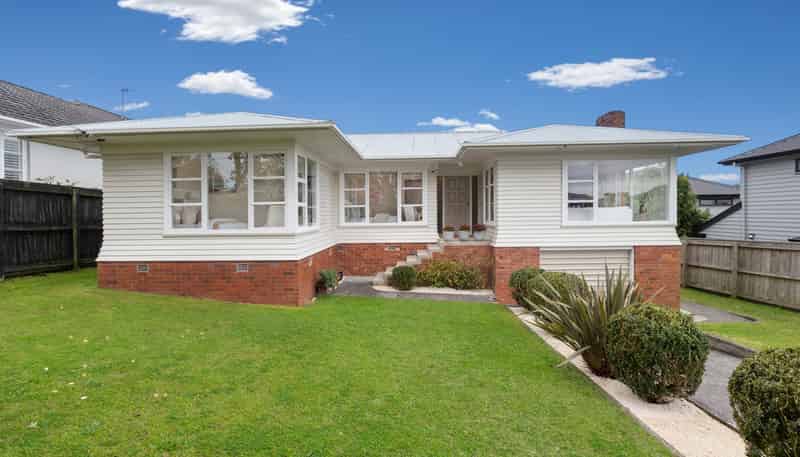18 Lisburn Avenue, Glendowie