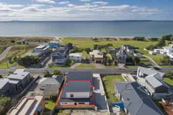 1020B Papamoa Beach Road, Papamoa